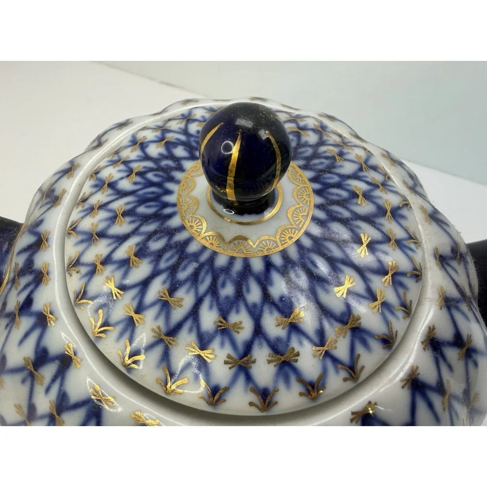 Lomonosov Porcelain Large Cobalt Blue Net Teapot Gold‎ 7 1/8